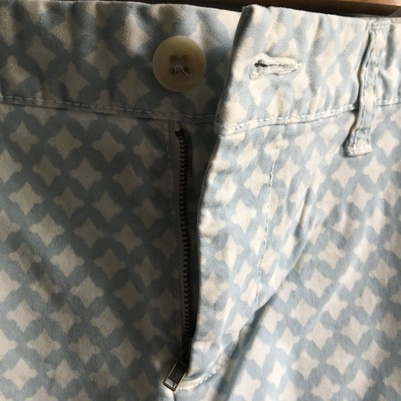 ⚪ 3/$15 GAP Girlfriend lattice pattern 6" Shorts - Picture 10 of 12